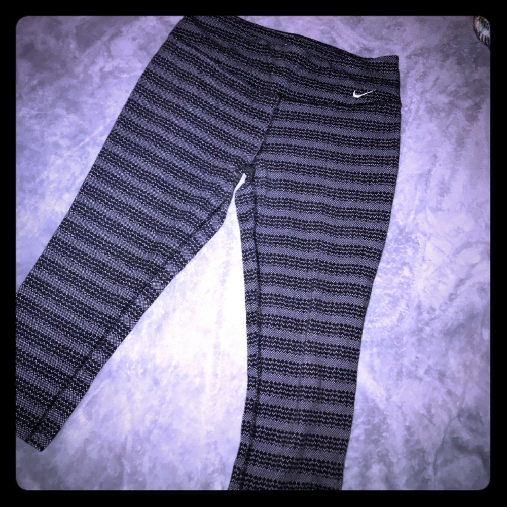 Dri-fit crop size M